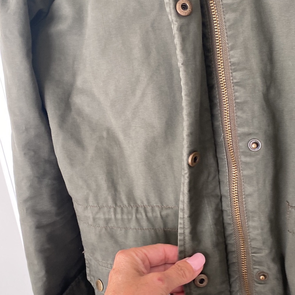 Forever 21 winter coat - Picture 2 of 3